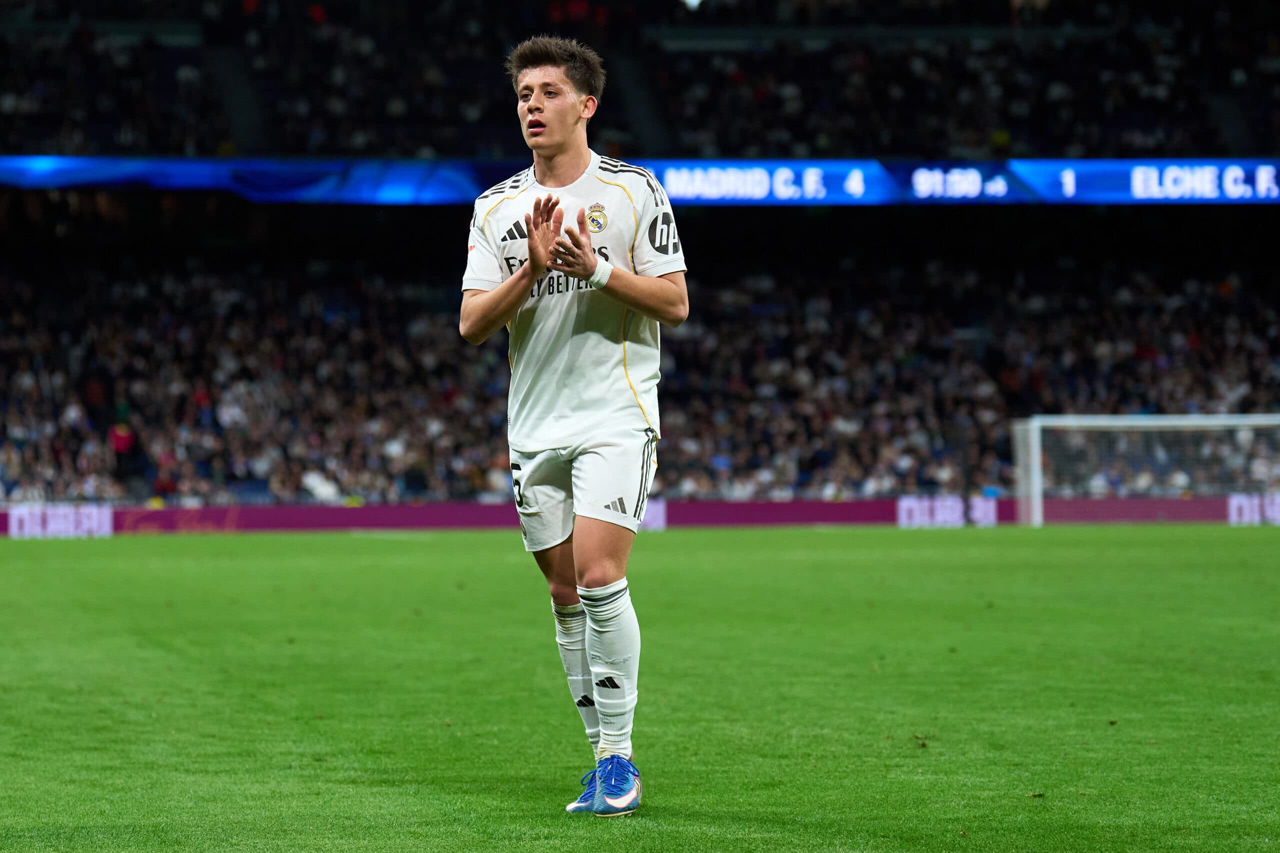 Arda Güler posing to the camera